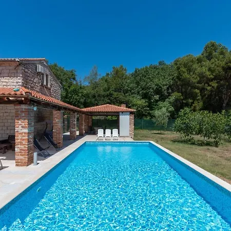 Caffe La Parenzana Villa