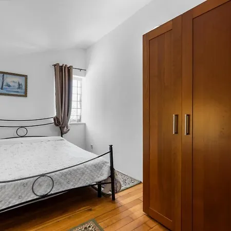 Caffe La Parenzana Villa