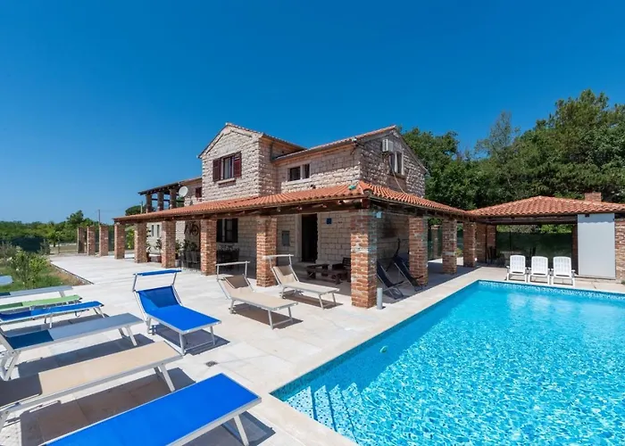 Caffe La Parenzana * Višnjan